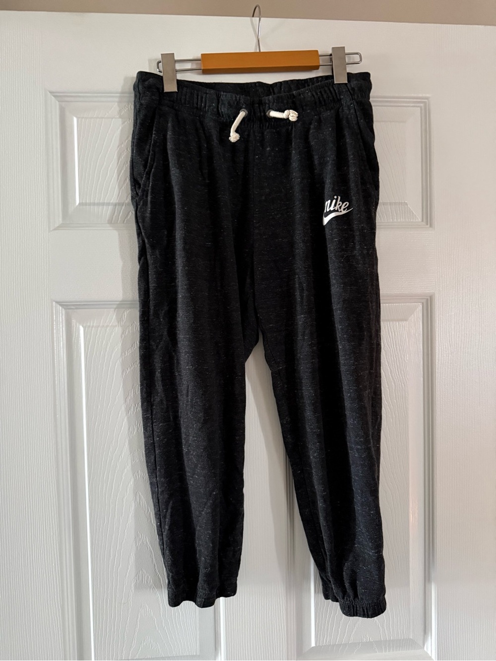 Nike Women’s Grey Jogger Sweatpants with White Drawstring Small